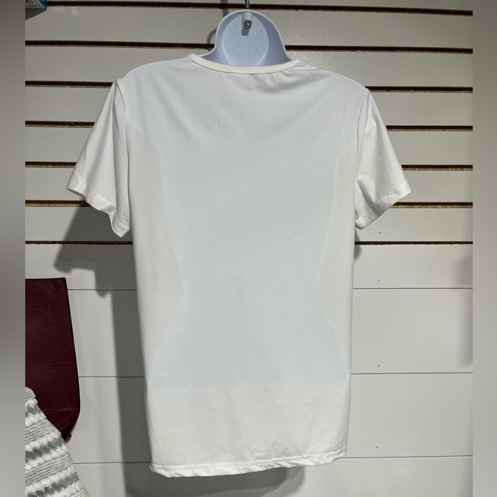 Pet Lover’s Tee - Picture 5 of 6